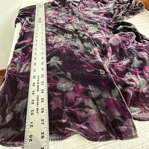 Coldwater Creek Womens Button Up Floral Velvet Tunic Top Medium Purple Back-Slit - Picture 7 of 7